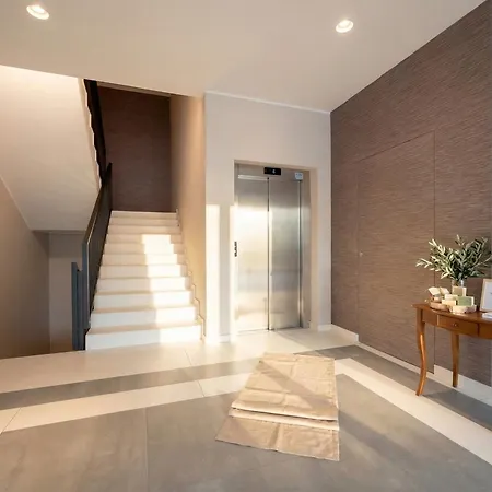Panorama Penthouse Terrace With Parking 아파트 *